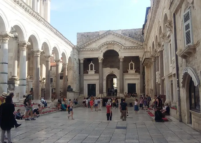 Nina, In Centre 公寓 *